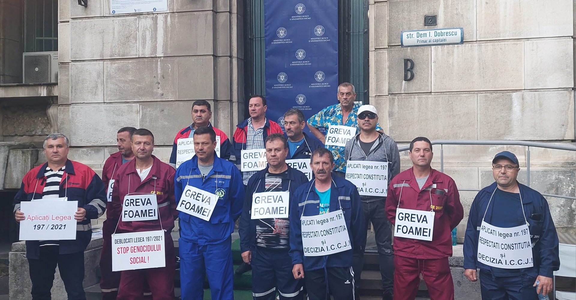 Mineri și energeticieni în greva foamei la Ministerul Energiei